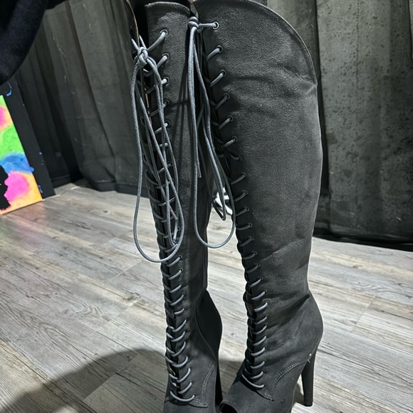 Leecabe Pole Shoes 7” - Picture 4 of 5